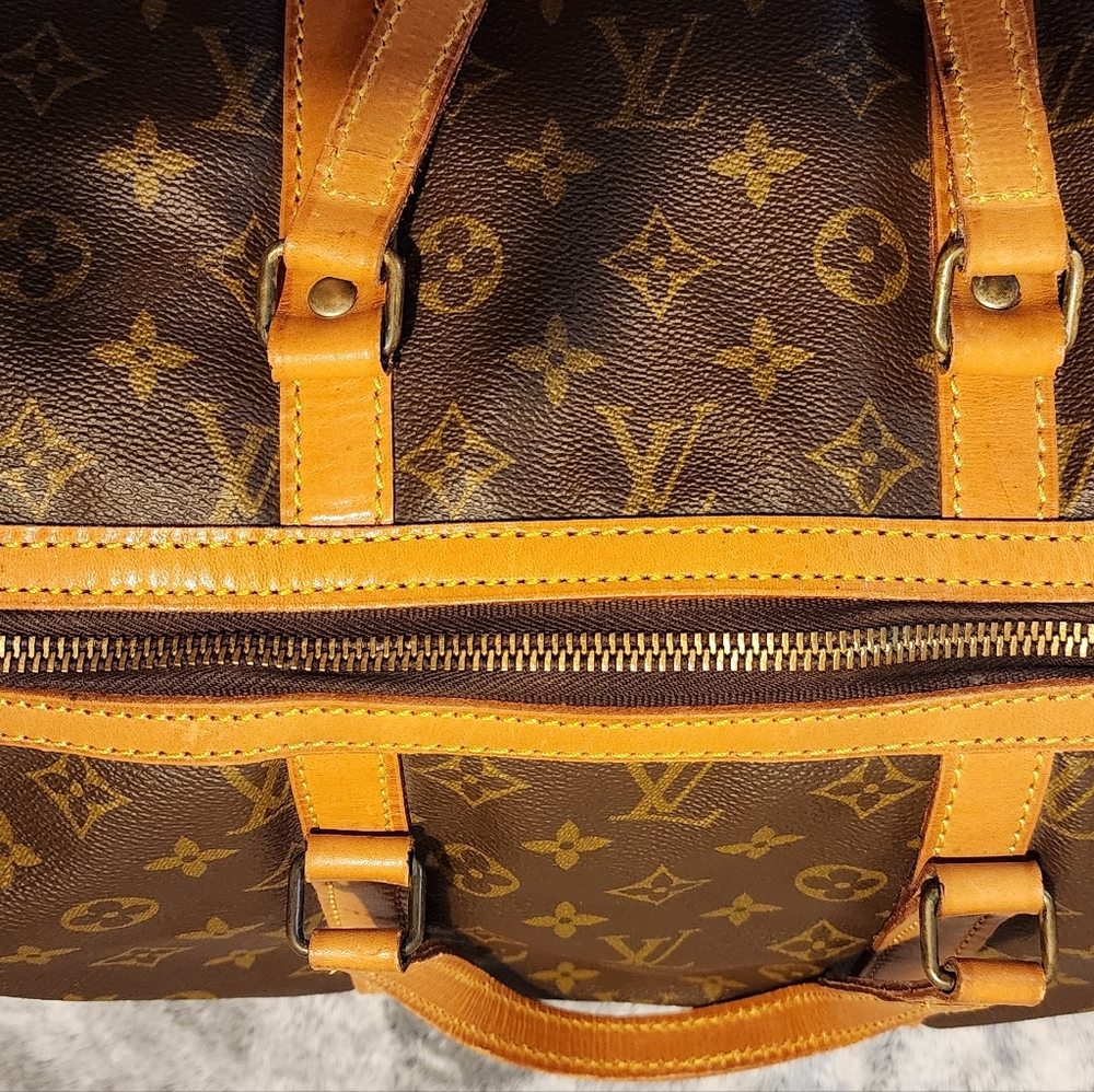 Louis Vuitton travel sac souple 35 vintage